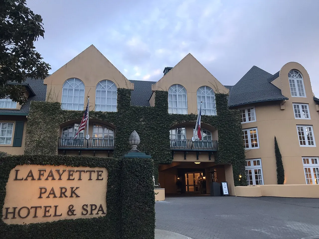 Lafayette Park Hotel & Spa in Lafayette